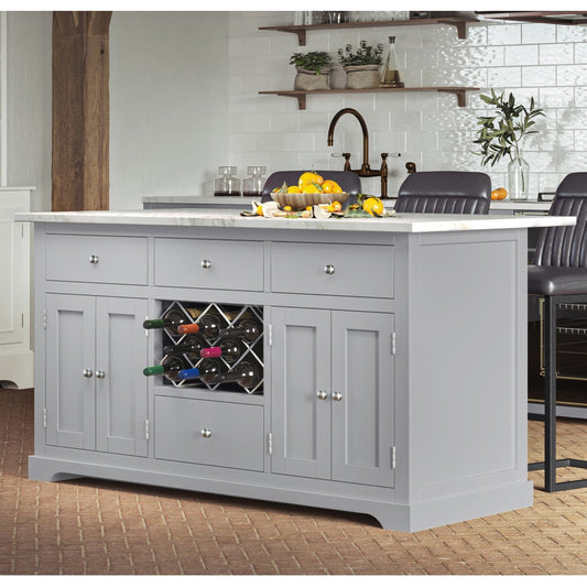 Amazing Kitchen Spaces with freestanding furniture