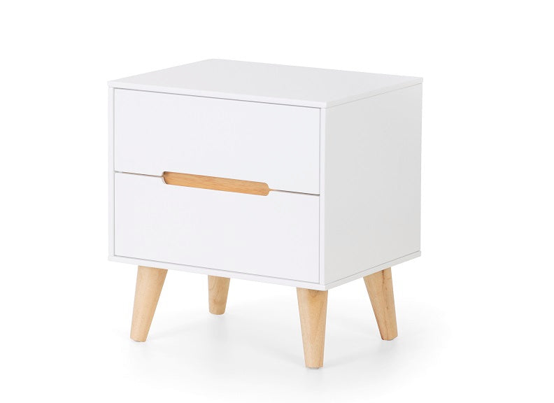 Alicia White Bedside - 1