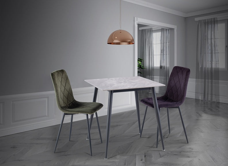 Lavina Table & Bella Chairs - room