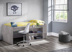 Neptune Grey Oak Mid-Sleeper - room