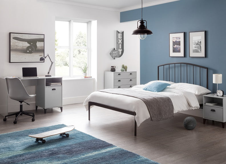 Onyx Metal Bed With Lakers Locker Furniture