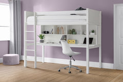 Titan Surf Sleeper - room