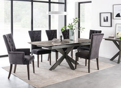 Valerius Extending Table W/Pembroke Chairs