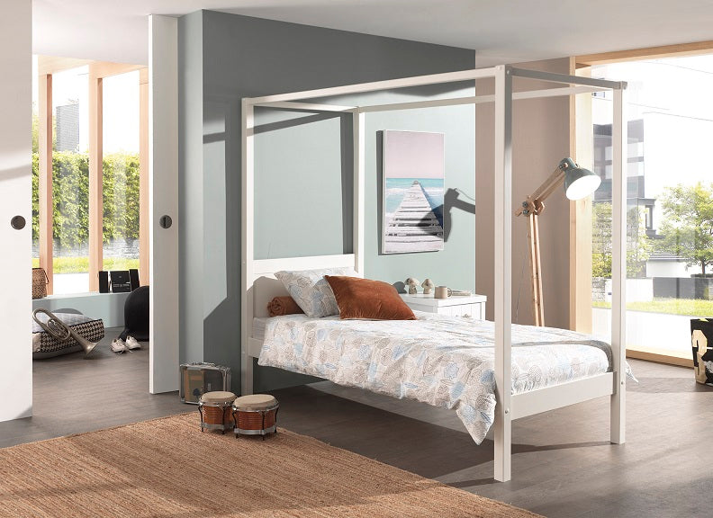 Pino Small Canopy Bed - no cover