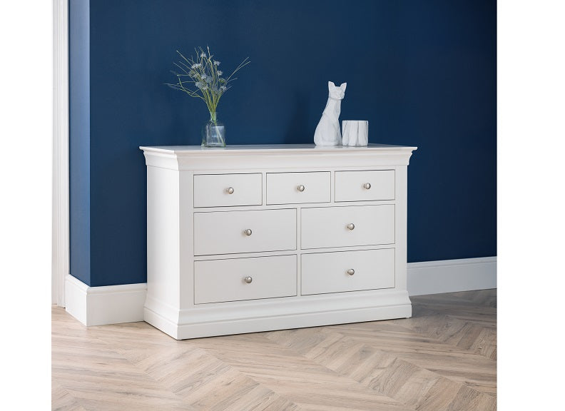 Clermont White 3+4 Chest Of Drawers - room