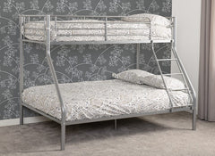 Tandi Silver Triple Sleeper - room