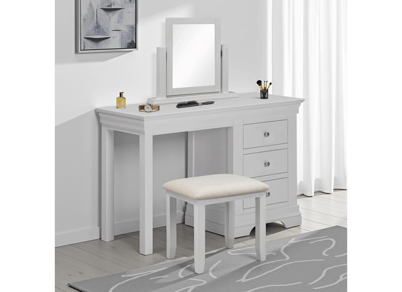 Bordeaux Grey Dressing Set - room