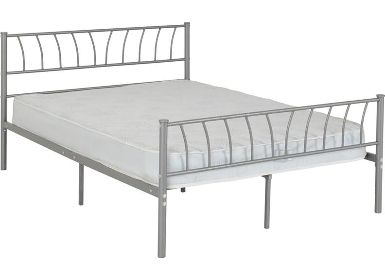 Howley 4 ft6 Silver Bed 