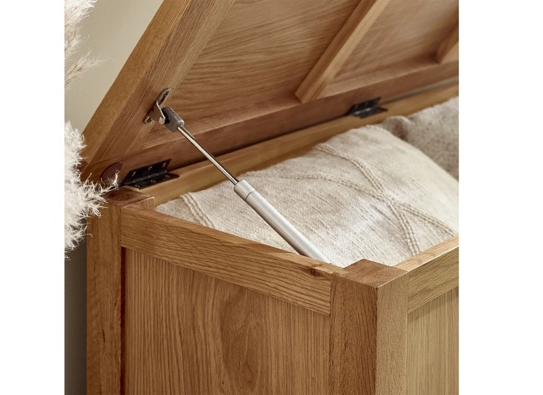 Mallory Storage Bench - hinge