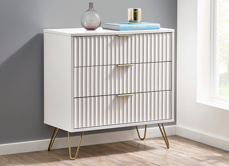 Murano 3 Drawer Chest - room