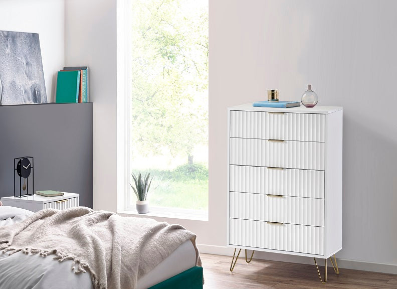 Murano White 5 Drawer Chest - room