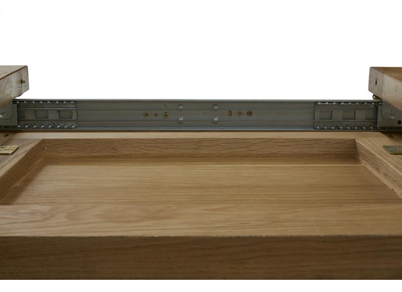 Brford  Extending Table - detail