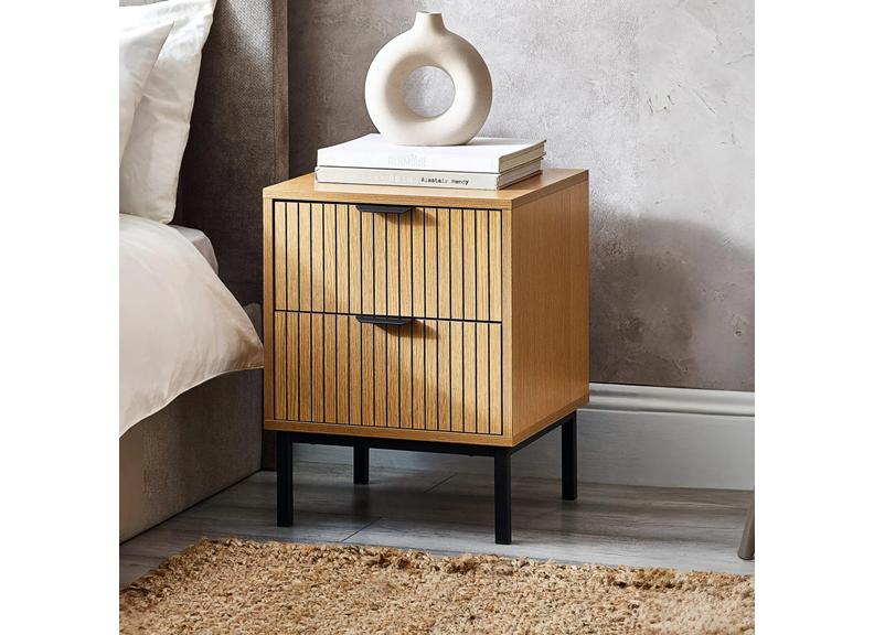 Sia Bedside - room