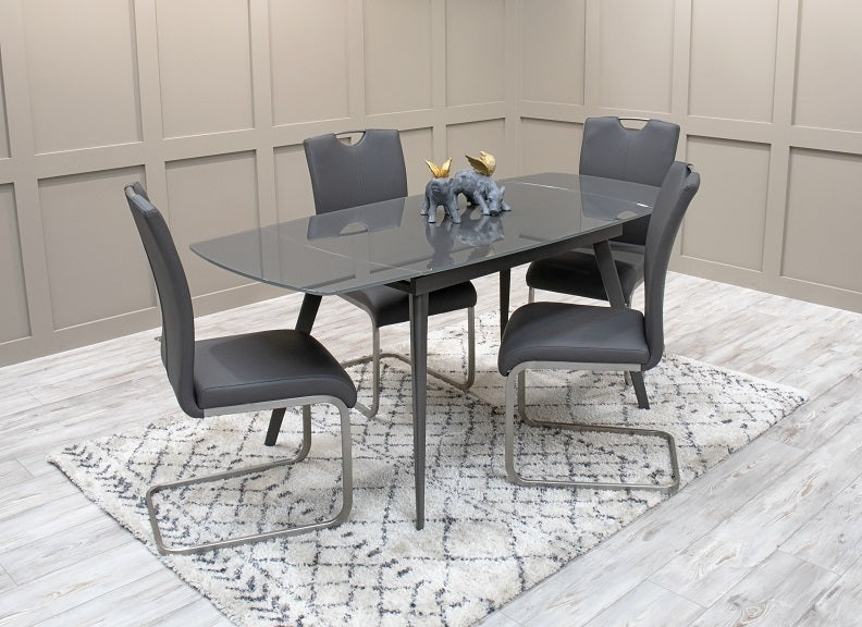 Sabina Extending Dining Tables W/Four Lazzaro Chairs