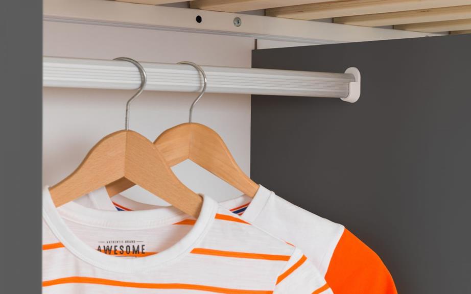 Aurora Sleeper - clothes rail