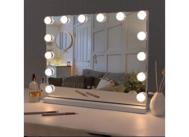 Hollywood Mirrors