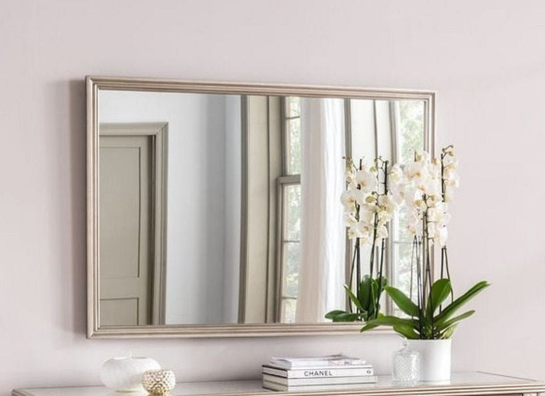 Jessica Mirror