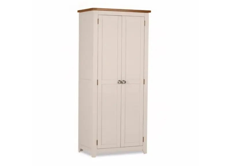 Kylie Wardrobe