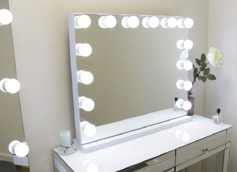 Hollywood Mirrors