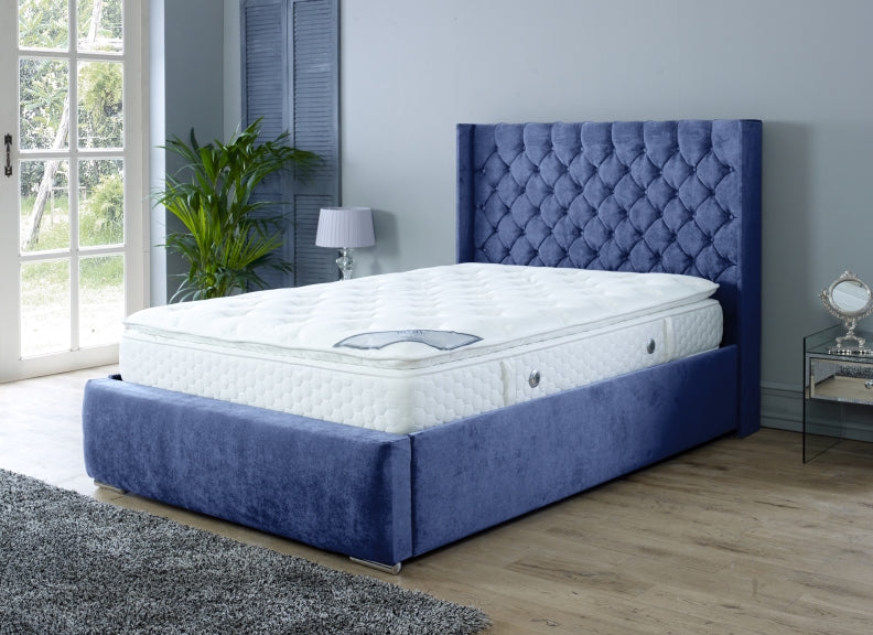 Rosalyn Velvet Bed - blue