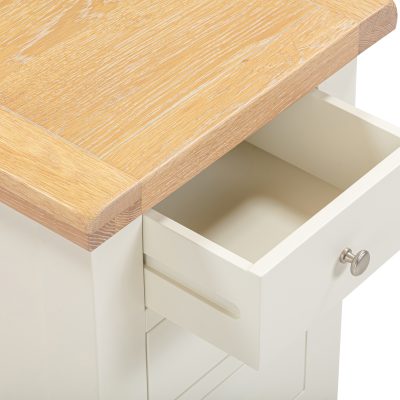 Windsor 3 Drawer Bedside – Ivory with Oak Top 625mm (WBF) (Pre-order for September)