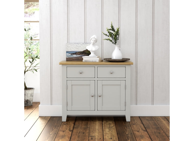 Guildford Small Sideboard - room